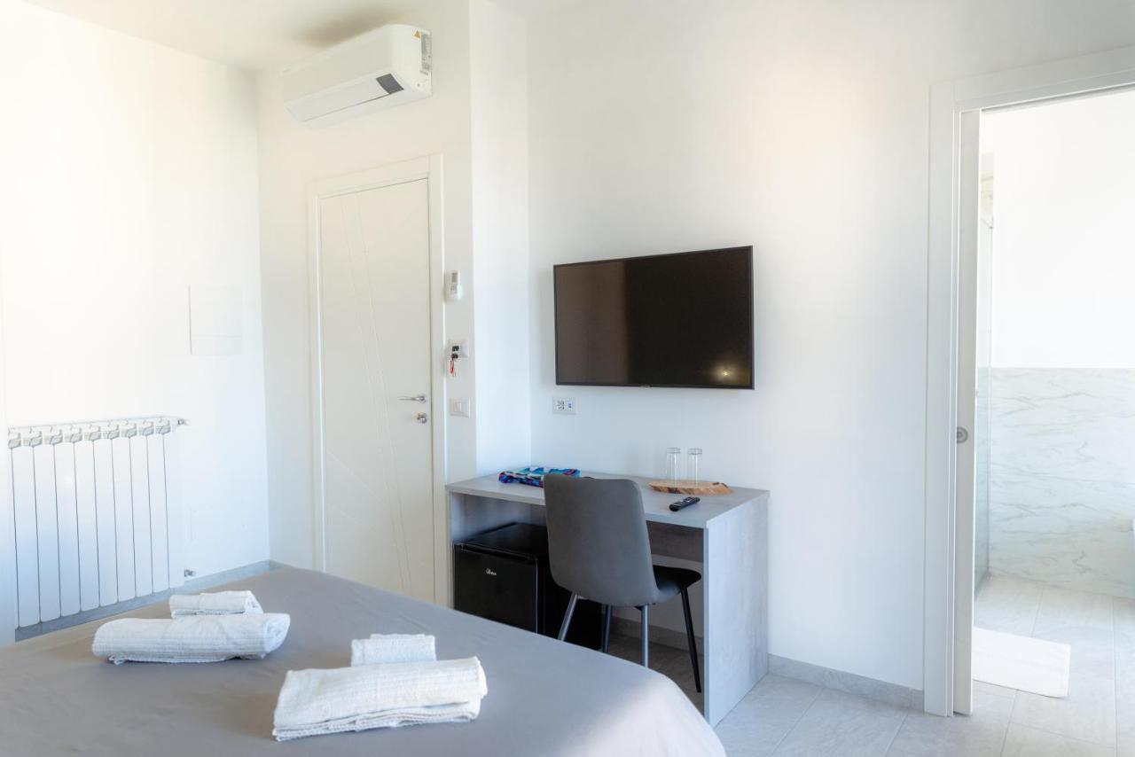 Le Tre Ccc Bed & Breakfast Sorrento Exterior photo